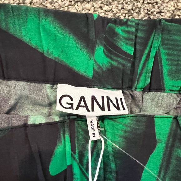 Ganni Banana Tree Black Short - Picture 7 of 8